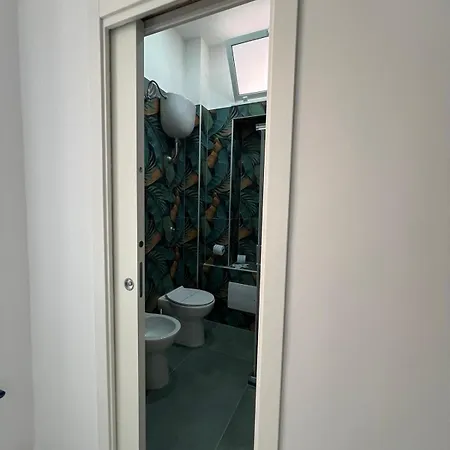 Vpm Train Station * Neapel